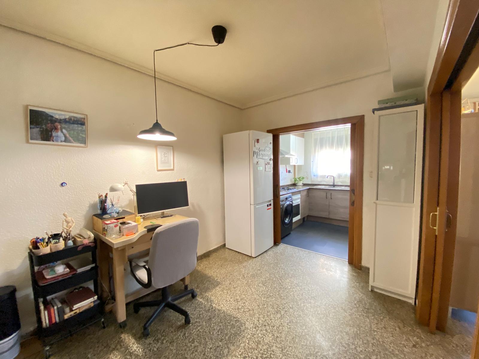 Property 2484 - Image 12